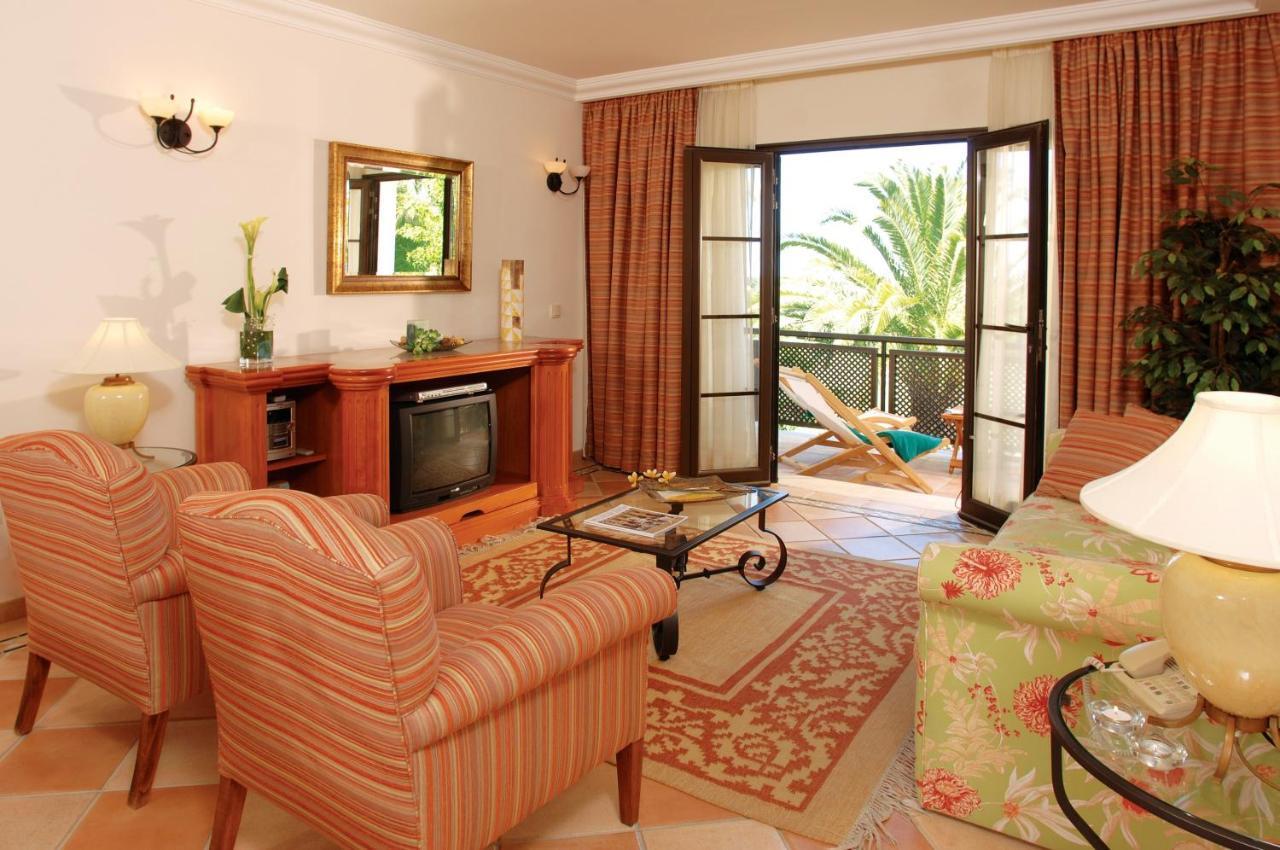 Pine Cliffs Village Albufeira Room photo